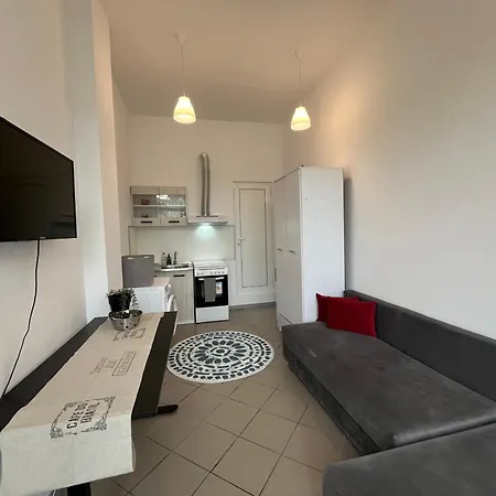 Apartment Dream House1 *